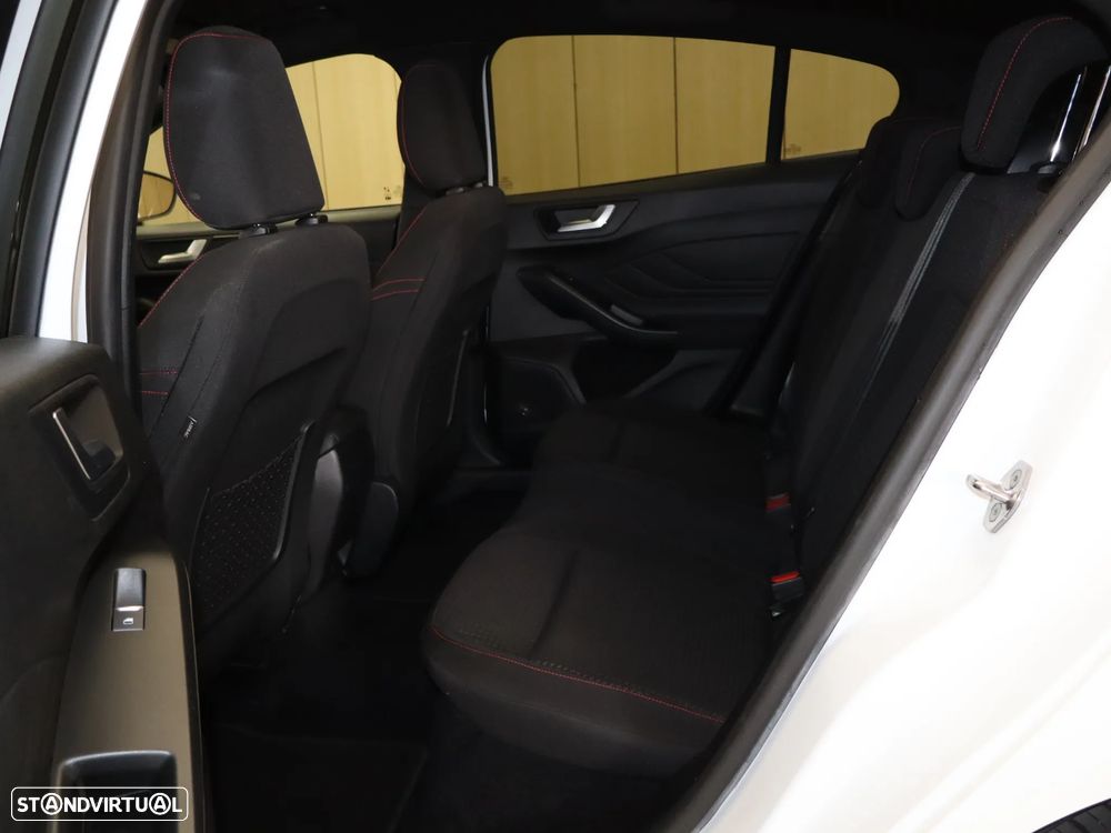 Ford Focus 1.0 EcoBoost MHEV ST-Line Aut. - 13
