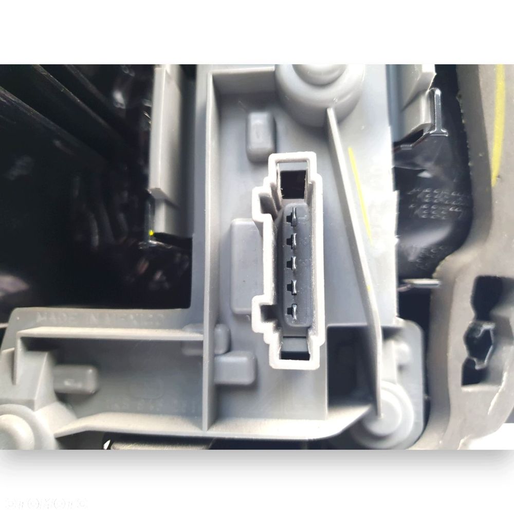 LAMPA PRAWA VW Golf VI kombi prawy tył tylna tylnia 1K9945096G - 6