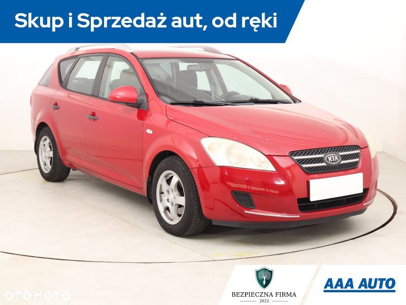 Kia Ceed - 3