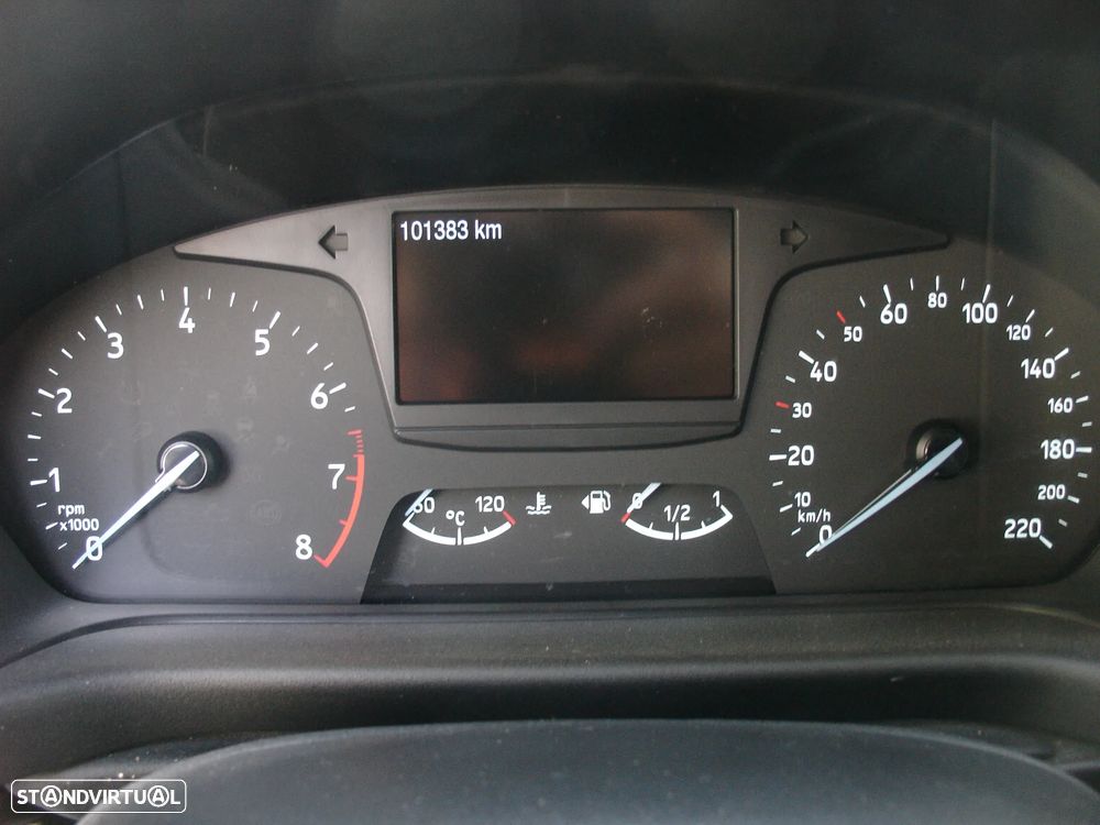 Ford Fiesta 1.0 EcoBoost Titanium - 2