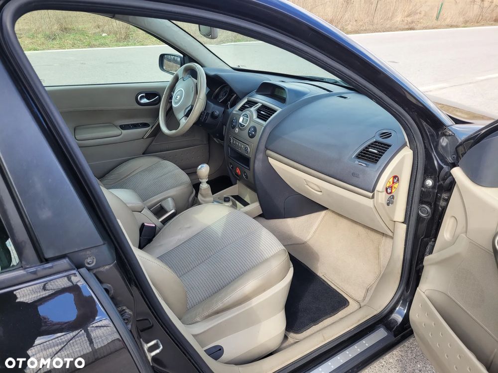 Renault Megane 1.9 dCi FAP Privilege - 7