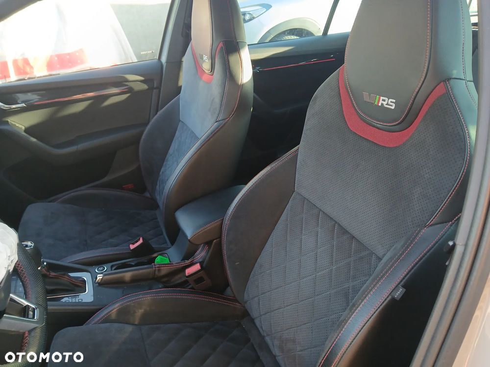 Skoda Octavia 2.0 TDI 4x4 DSG RS - 17
