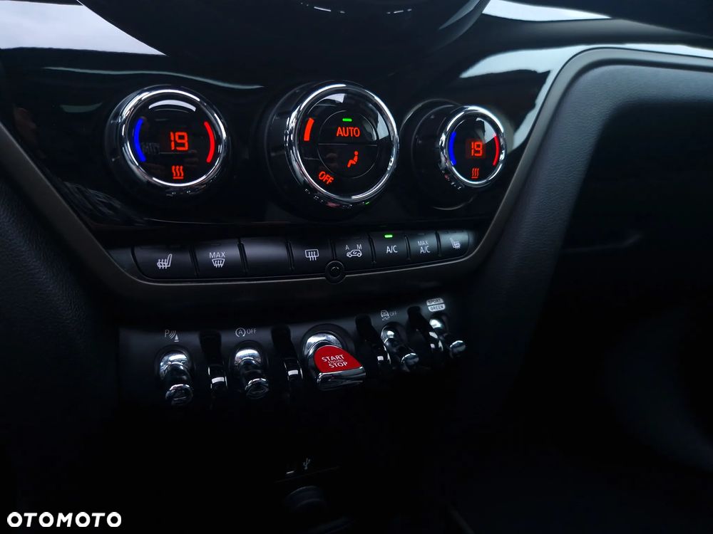 MINI Countryman Cooper Classic Trim - 35