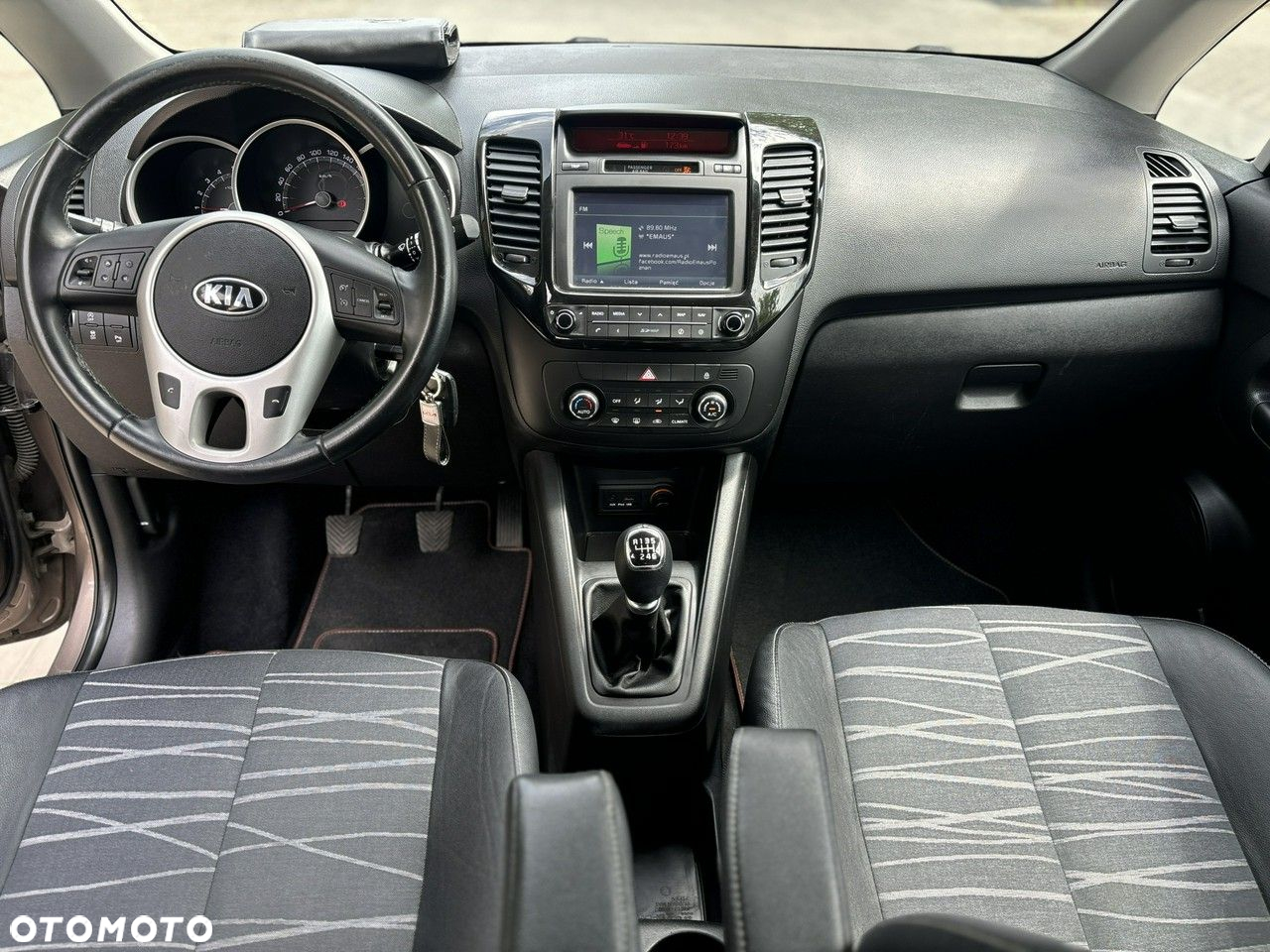 Kia Venga - 23
