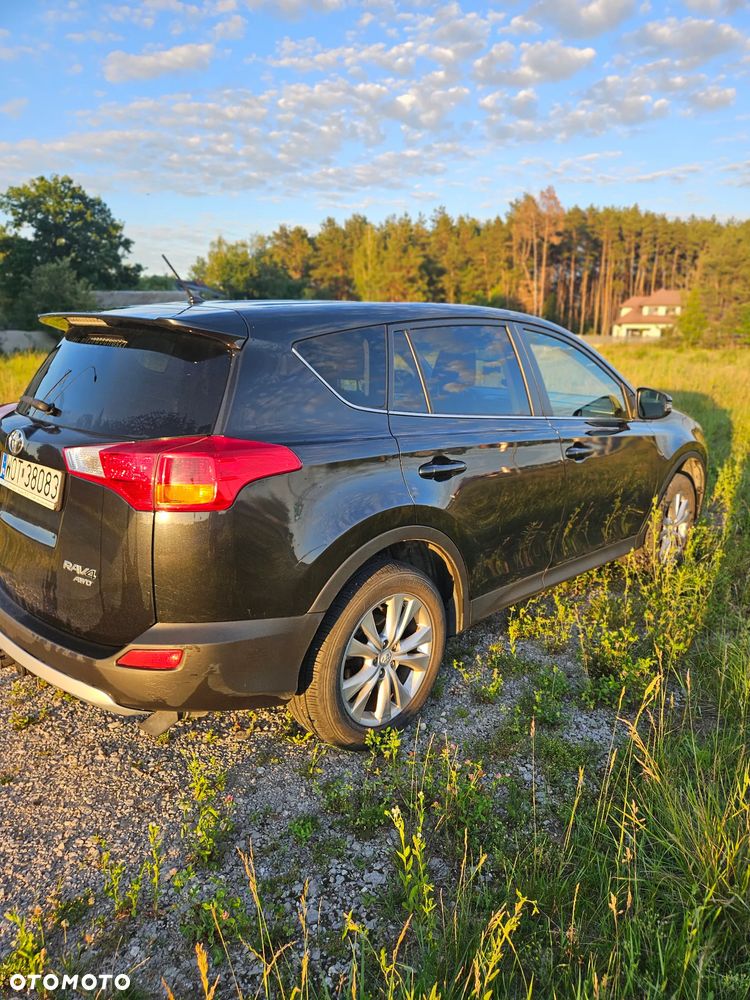 Toyota RAV4 2.2 D-4D Premium - 14