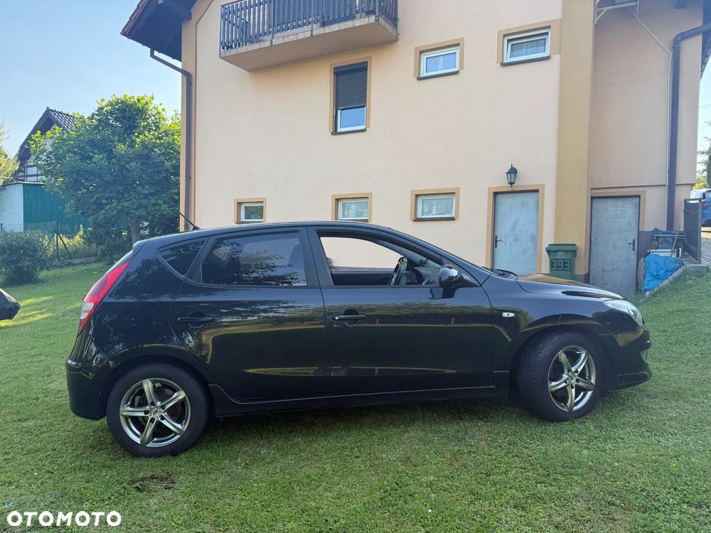 Hyundai i30 1.6 CRDi Classic - 4