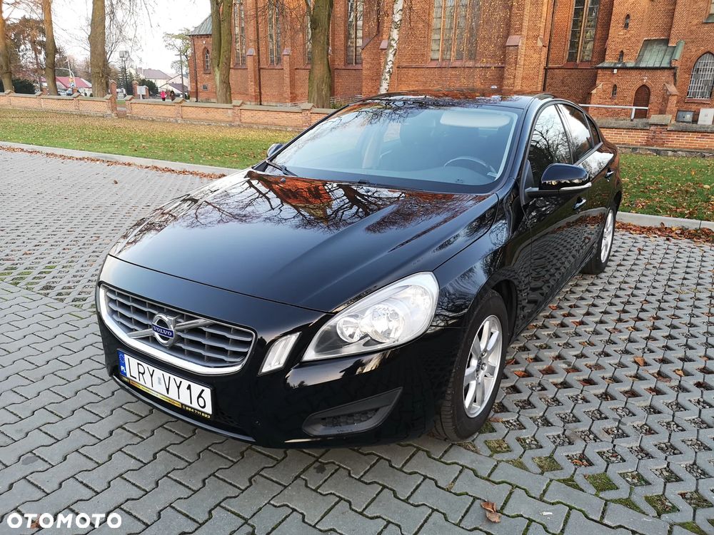Volvo S60 T3 Edition - 20