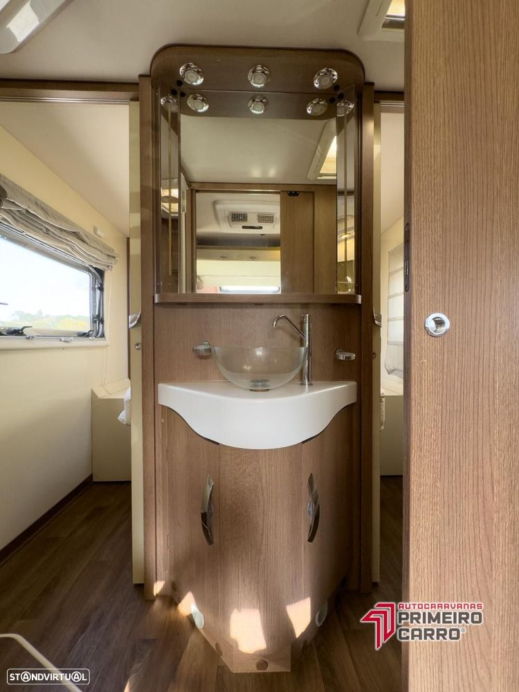 McLouis MC4 Cama central e basculante - 6