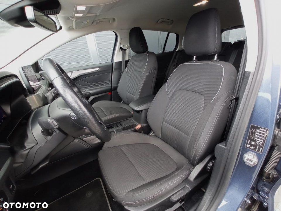 Ford Focus - 12