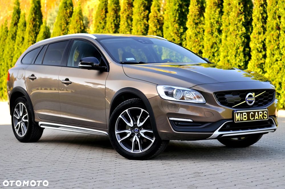Volvo V60 Cross Country D3 Geartronic Summum - 7
