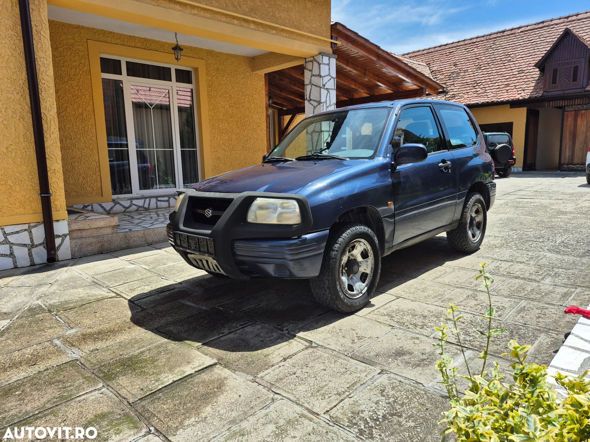 Suzuki Grand Vitara 2.0 - 1
