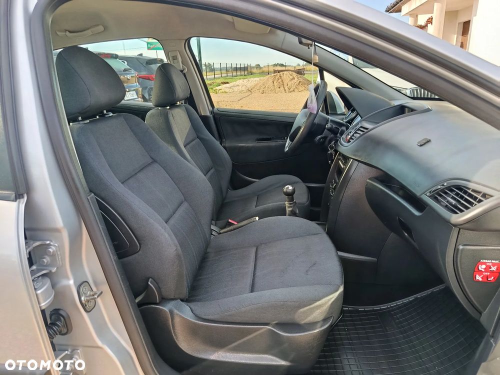 Peugeot 207 75 forever - 6