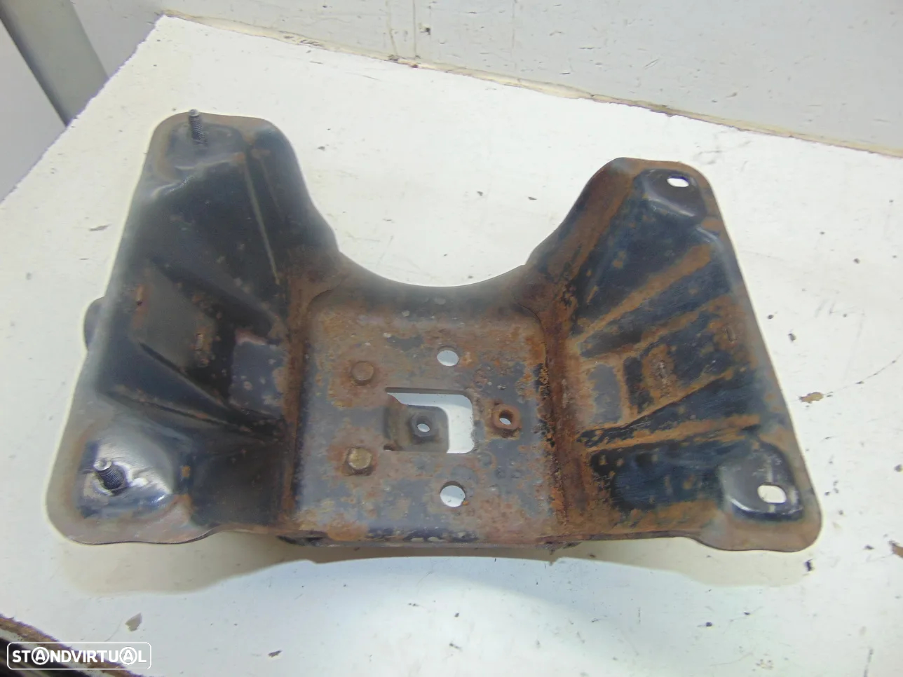Jipe suporte pneu suplente - 6