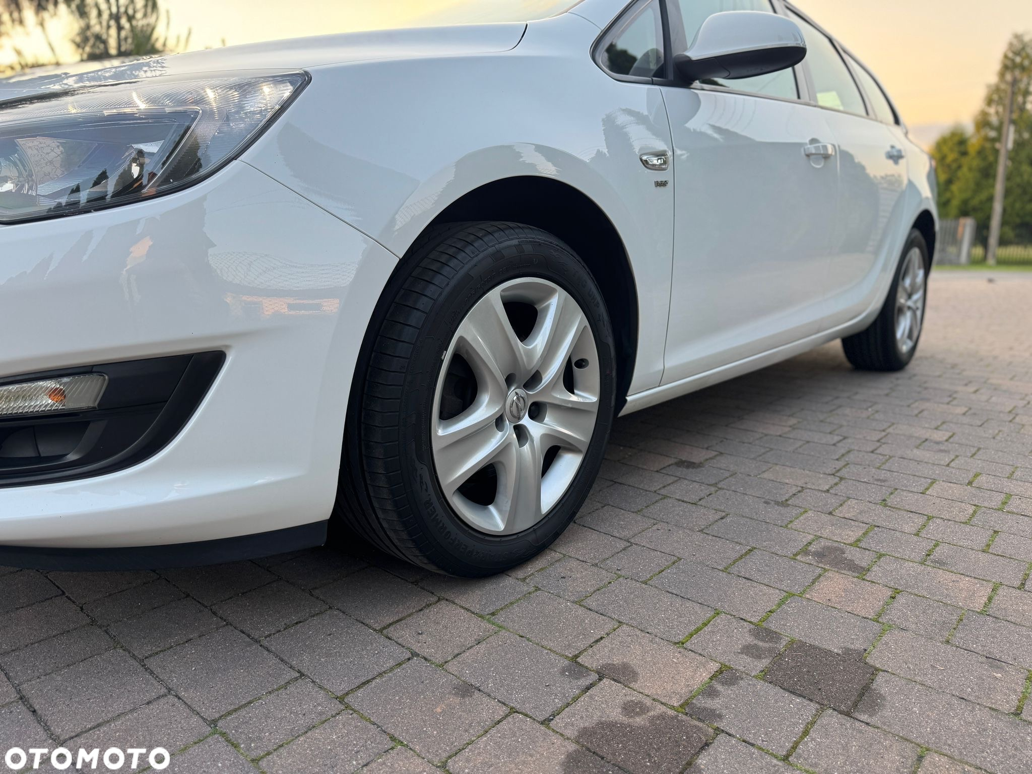 Opel Astra 1.7 CDTI DPF Sports Tourer ENERGY - 11