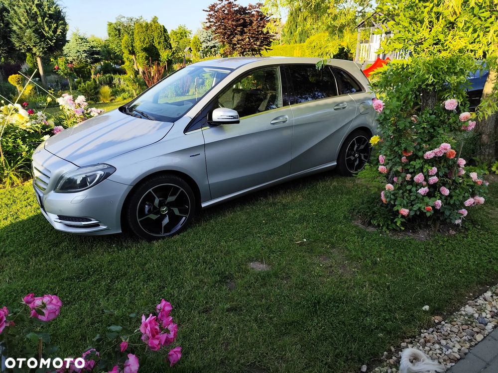 Mercedes-Benz Klasa B 180 CDI - 21