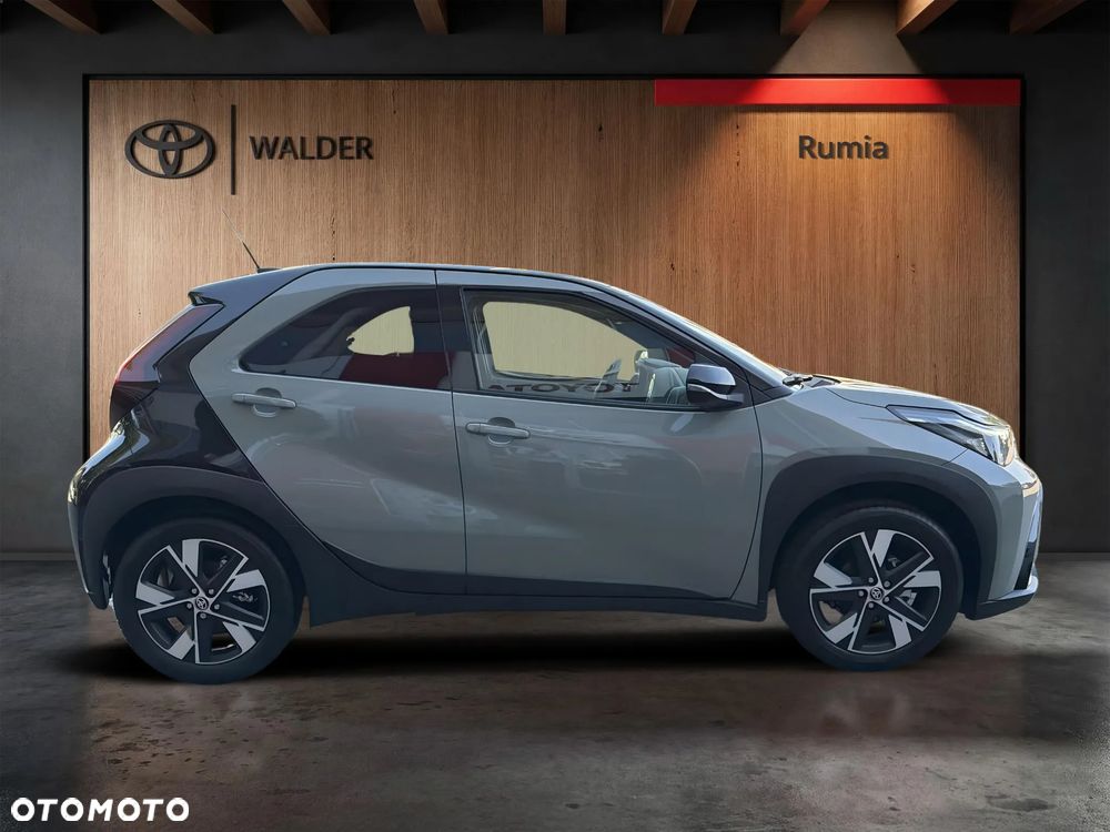 Toyota Aygo X Hybrid 1.5 Style e-CVT - 7