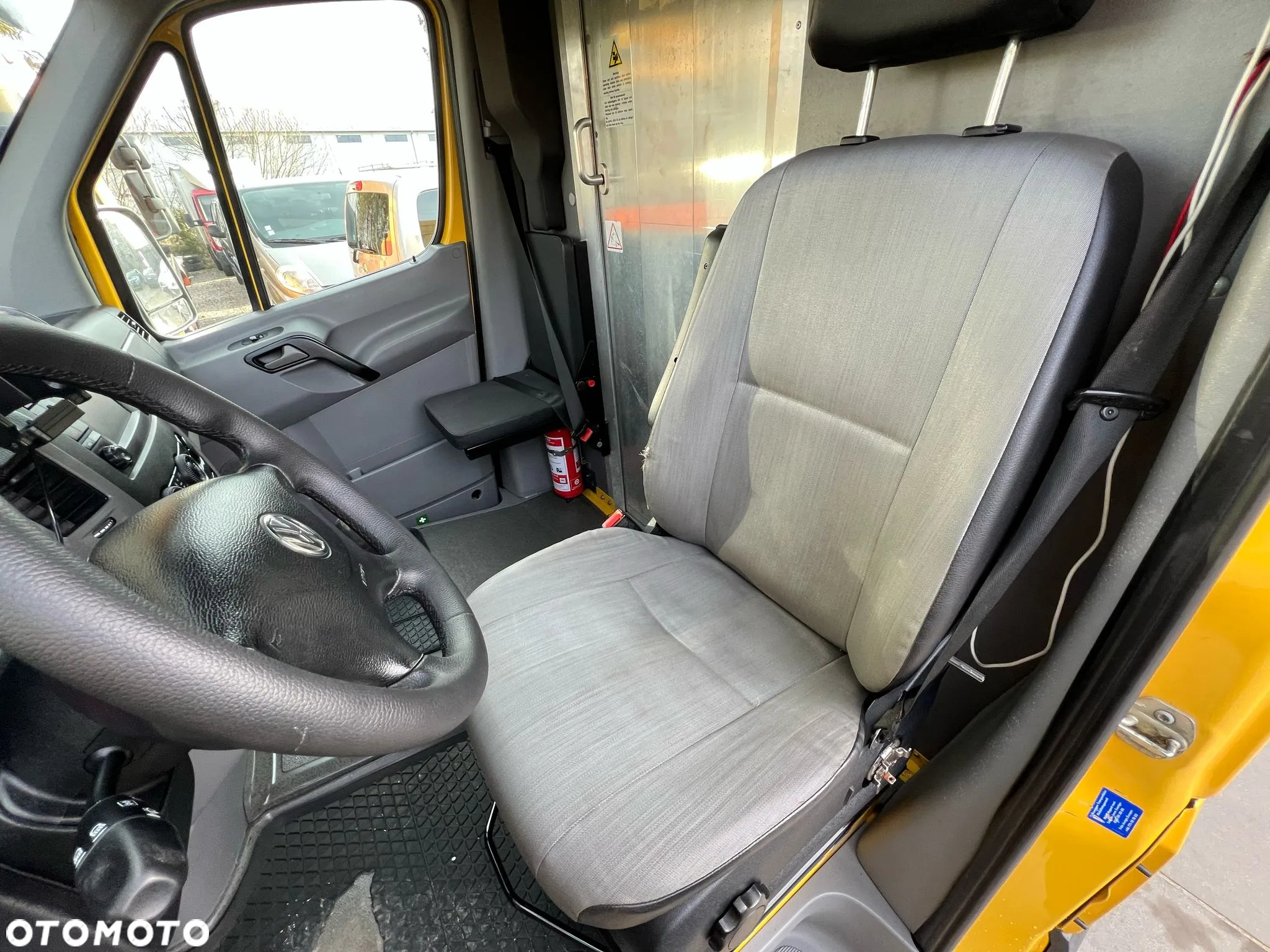 Volkswagen CRAFTER SREDNIAK KLIMATYZACJA - 32