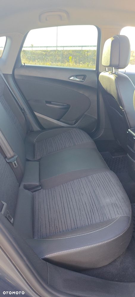Opel Astra - 9