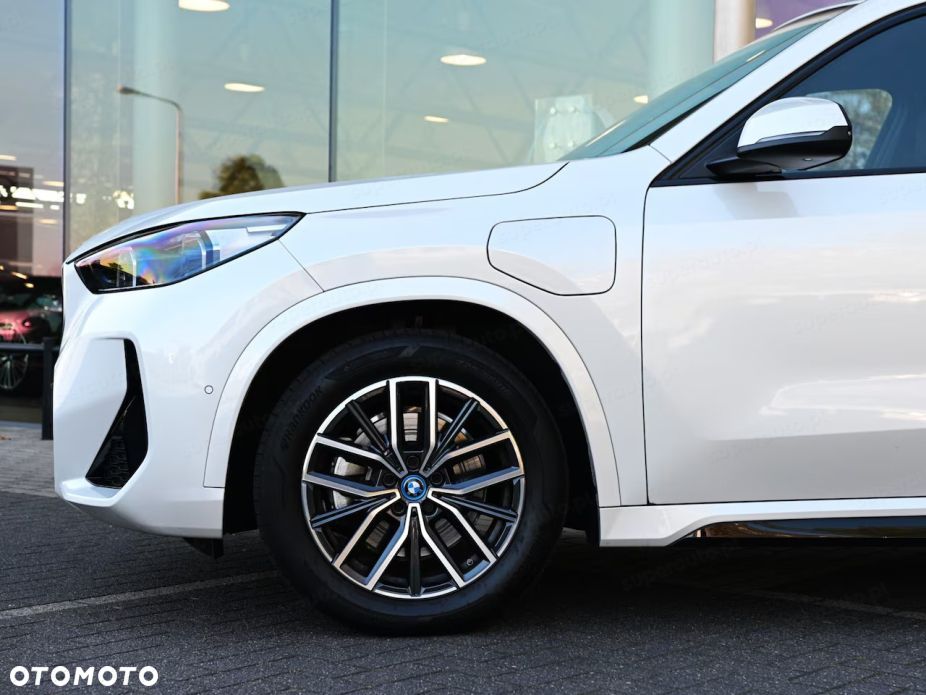 BMW X1 - 16
