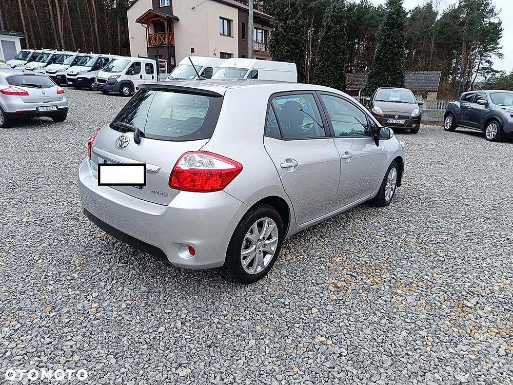 Toyota Auris 1.33 VVT-i Premium - 8