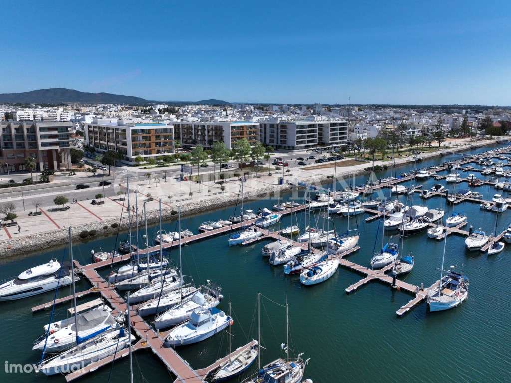 Apartamento T2 com varanda em novo empreendimento na Marina de Olhão - Grande imagem: 3/48