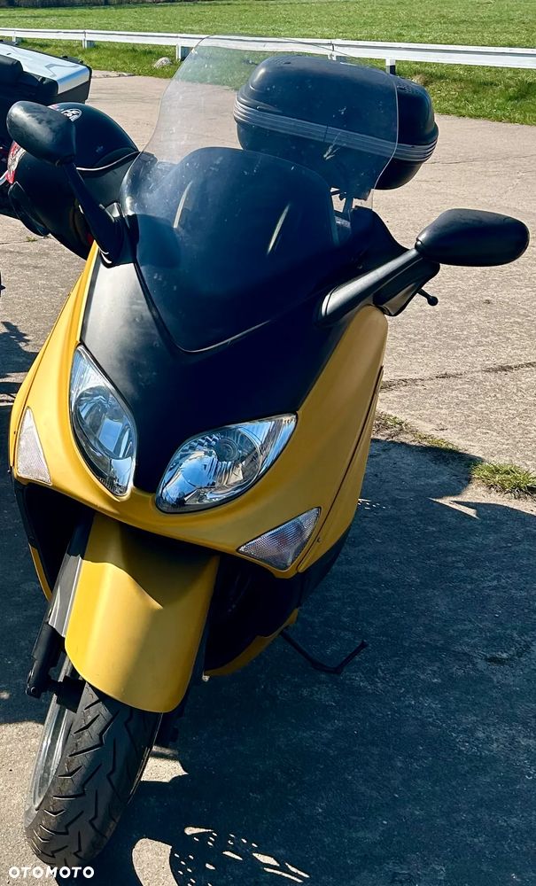 Yamaha Tmax - 8