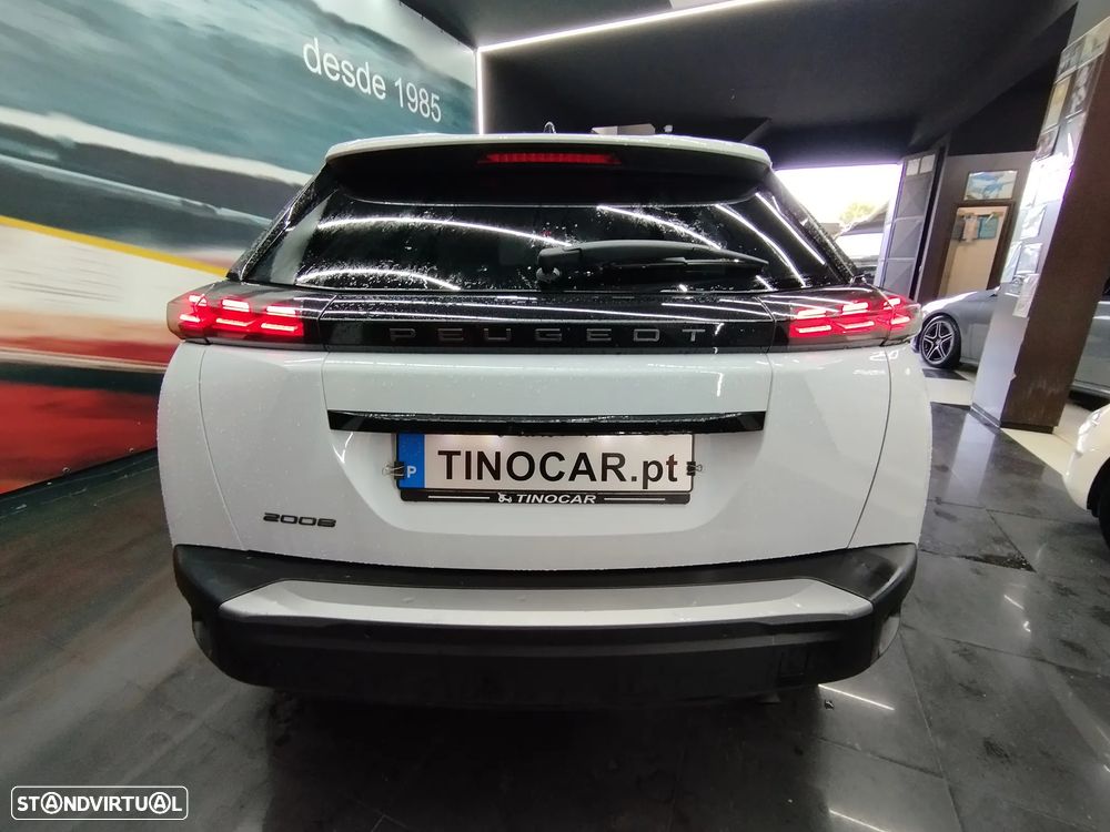 Peugeot 2008 1.2 PureTech Allure - 6