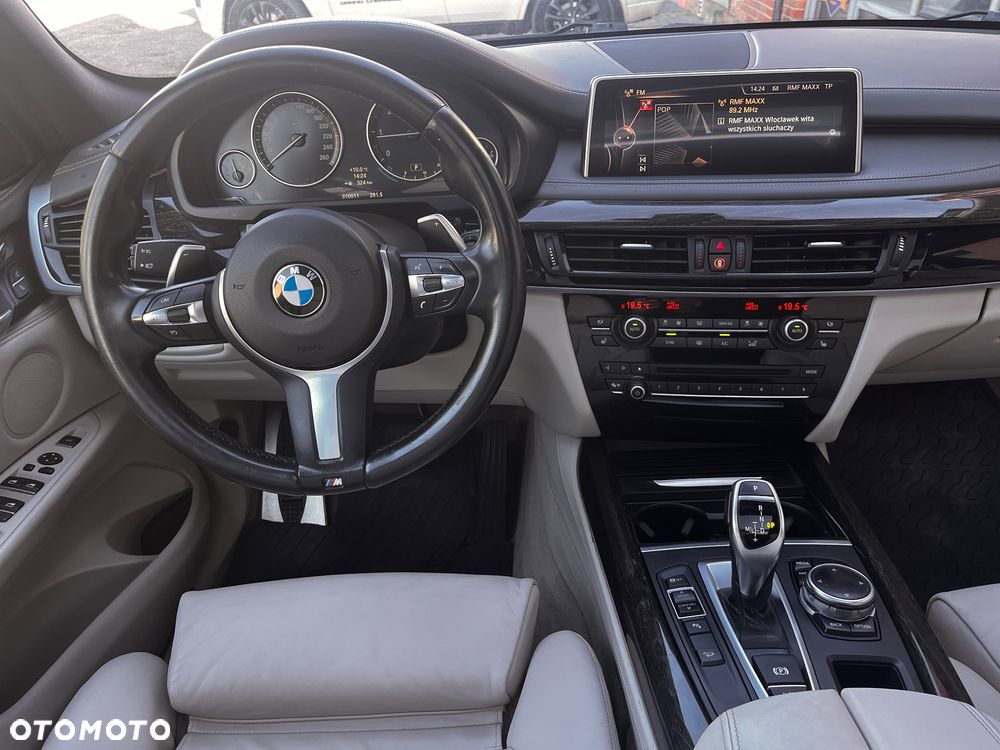 BMW X5 xDrive25d - 29
