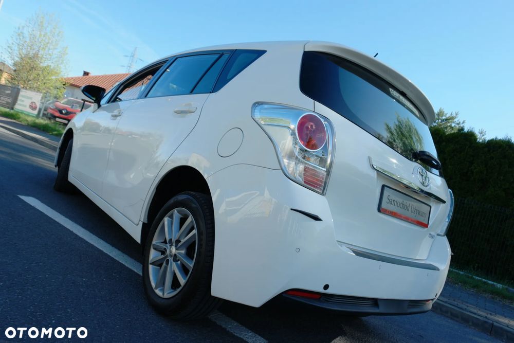 Toyota Verso - 35