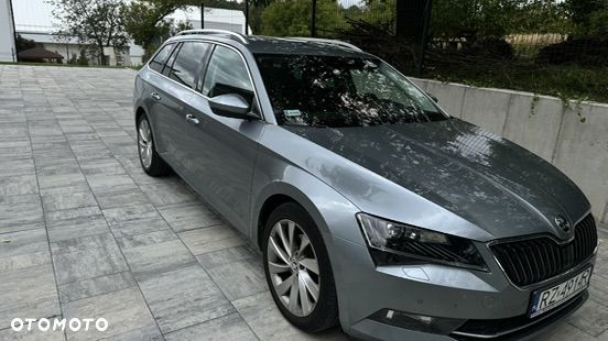 Skoda Superb 2.0 TDI Style DSG - 1