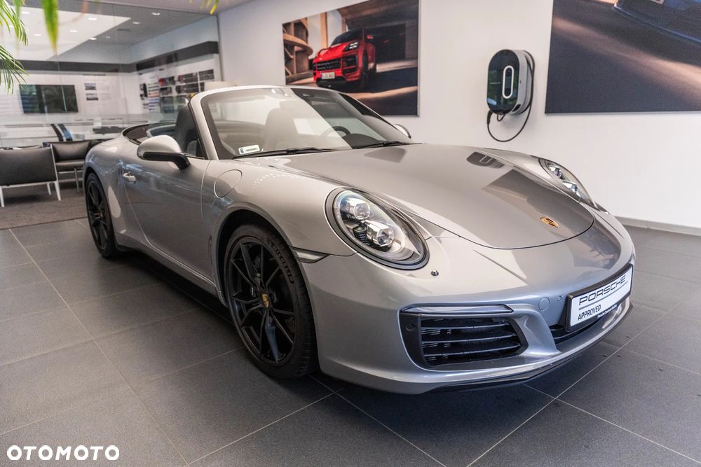 Porsche 911 Carrera PDK - 36