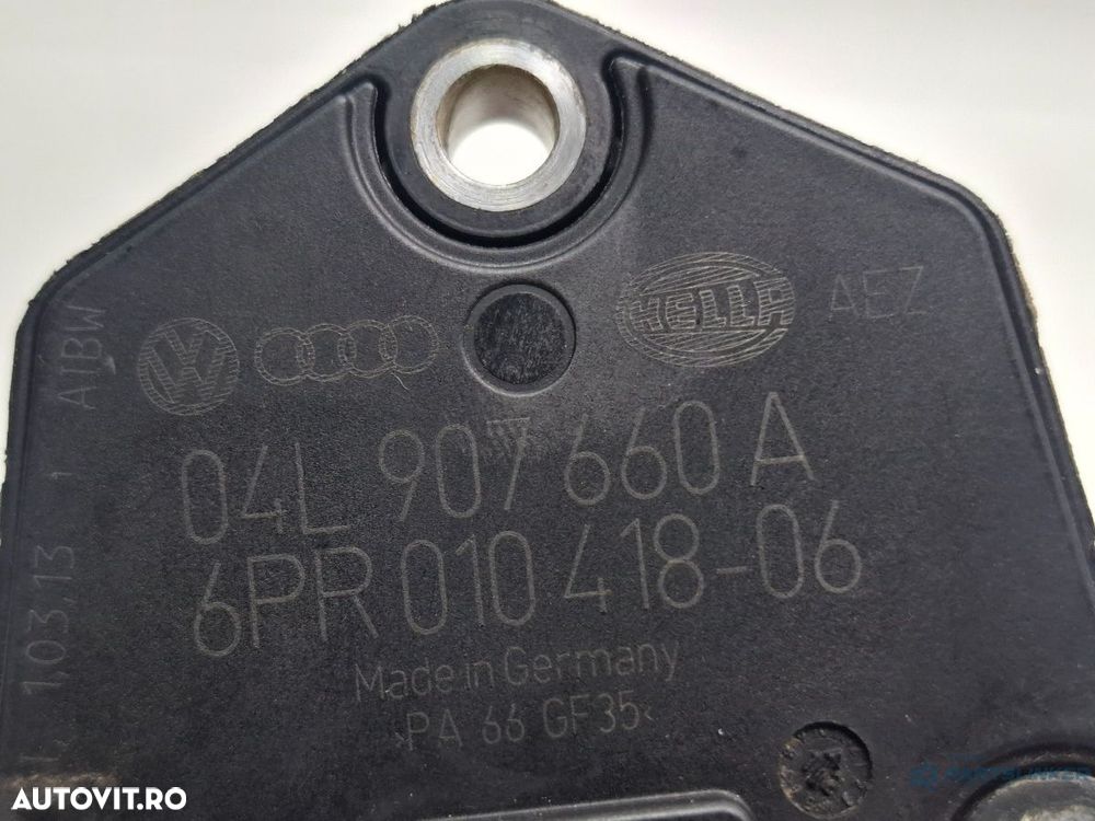 Senzor nivel ulei AUDI A4 IV 8K2, B8 2007 - 2015 TDI CAGB, CJCB, CSUB 04L907660A - 3