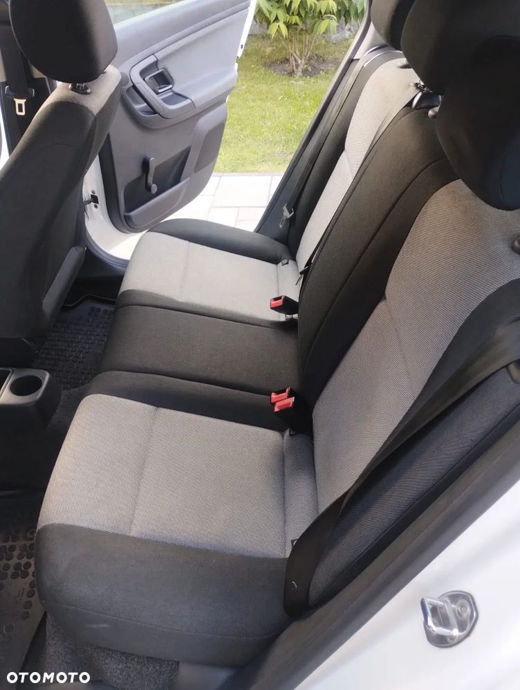 Skoda Fabia 1.6 TDI DPF Classic - 6