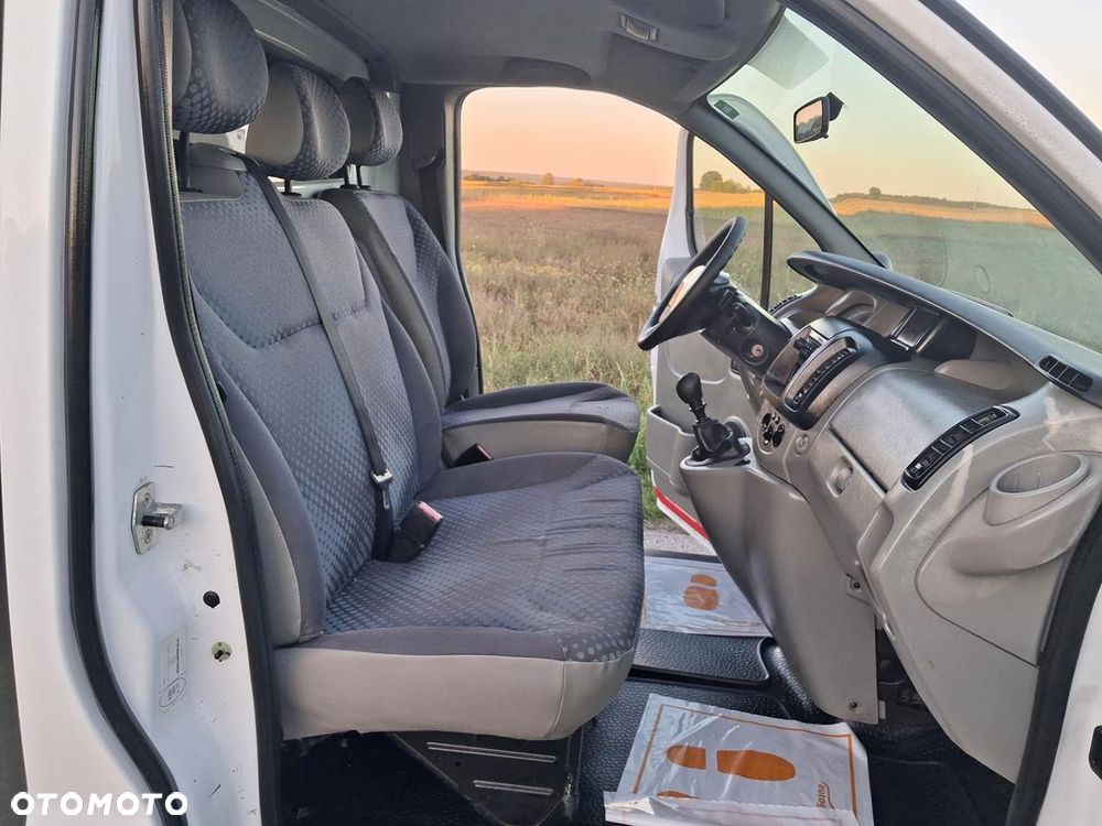 Renault Trafic - 22