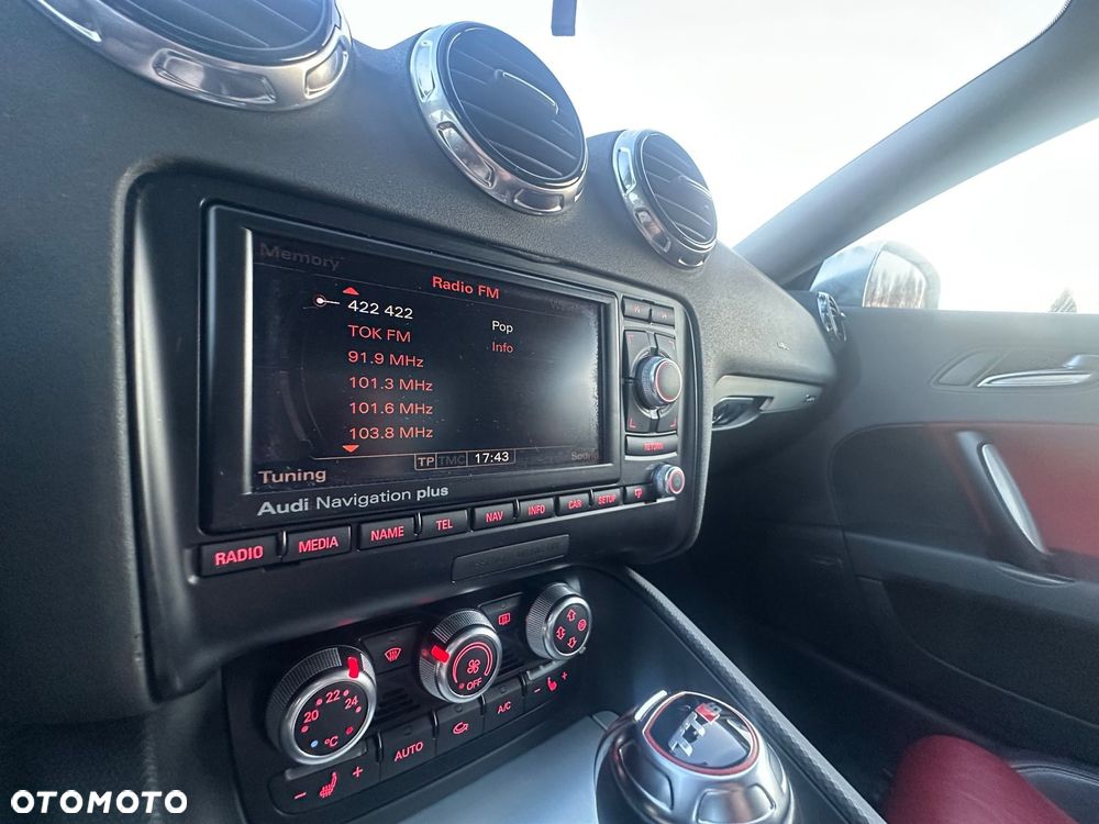 Audi TT S Coupé - 28