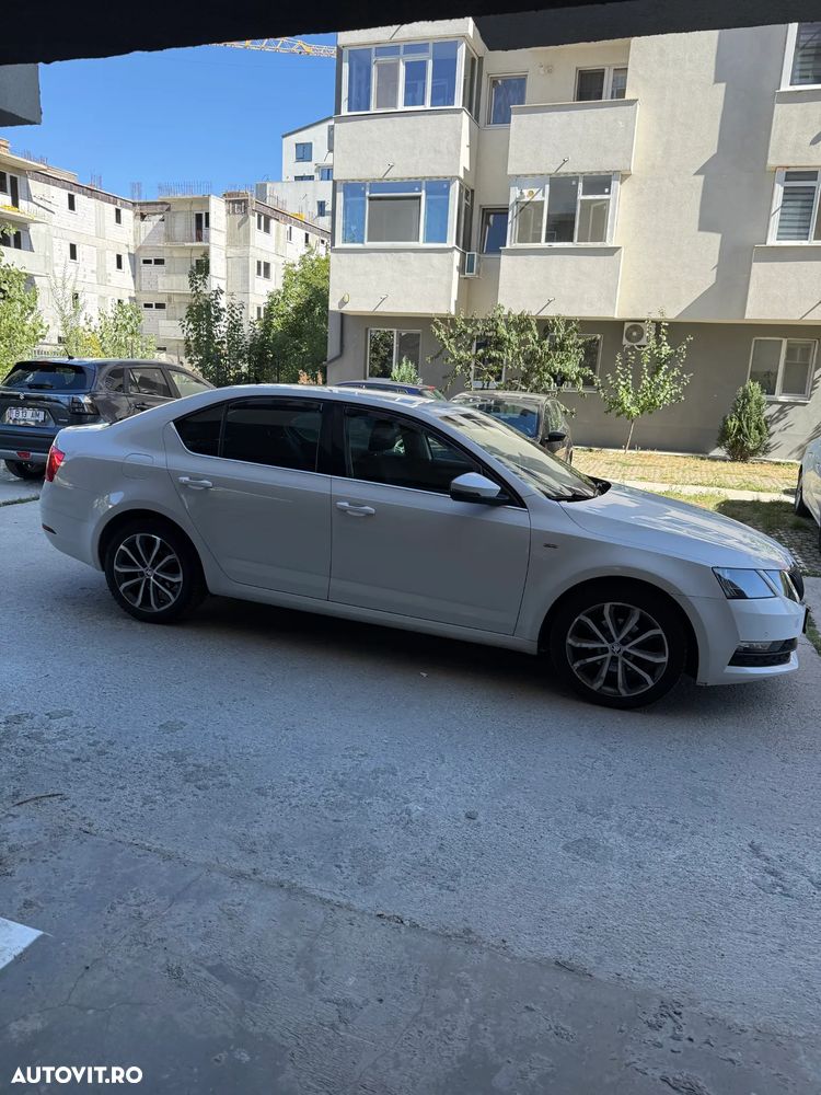 Skoda Octavia 1.6 TDI DSG Ambition - 6