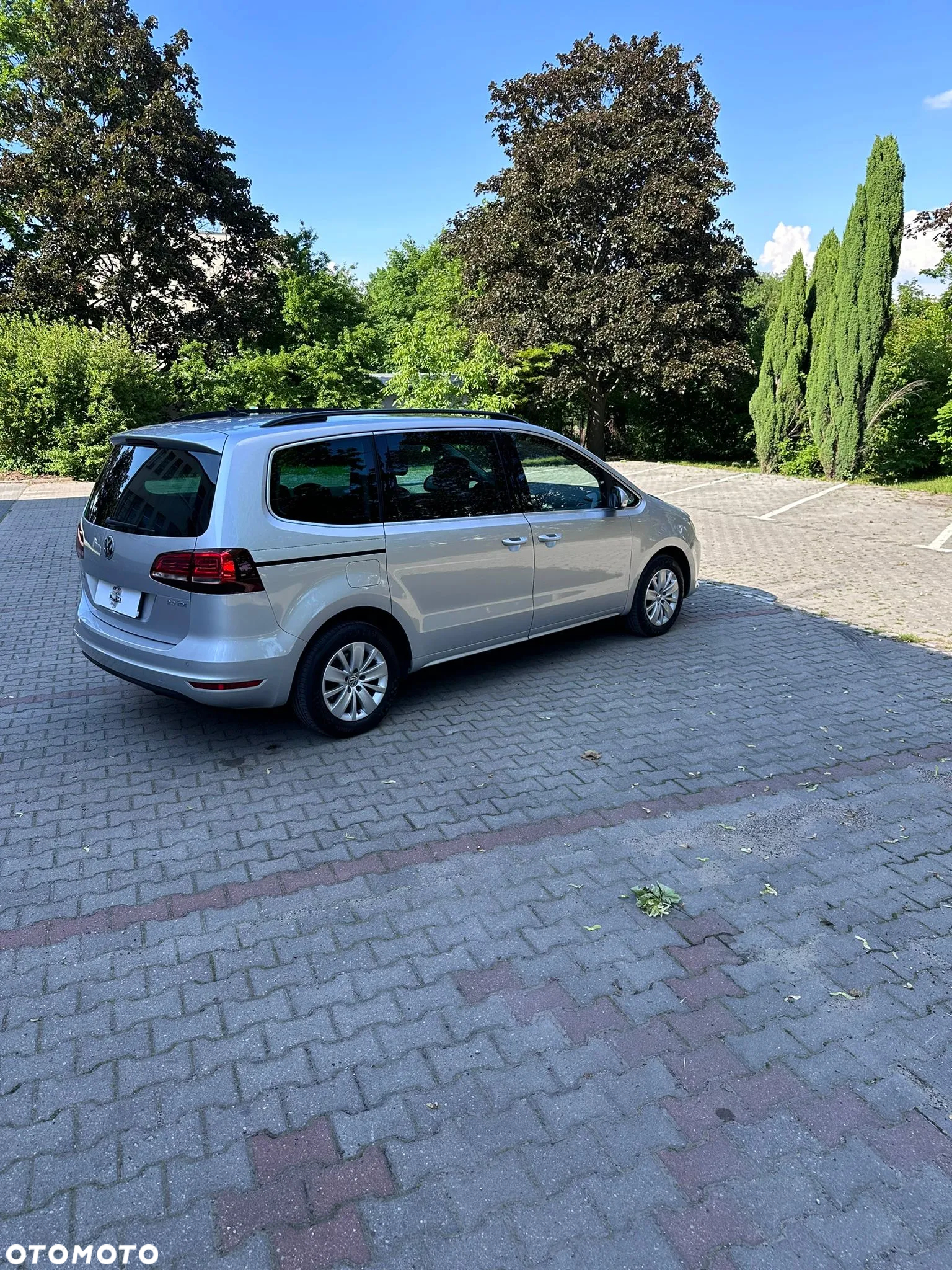 Volkswagen Sharan 2.0 TDI BMT Comfortline DSG - 12