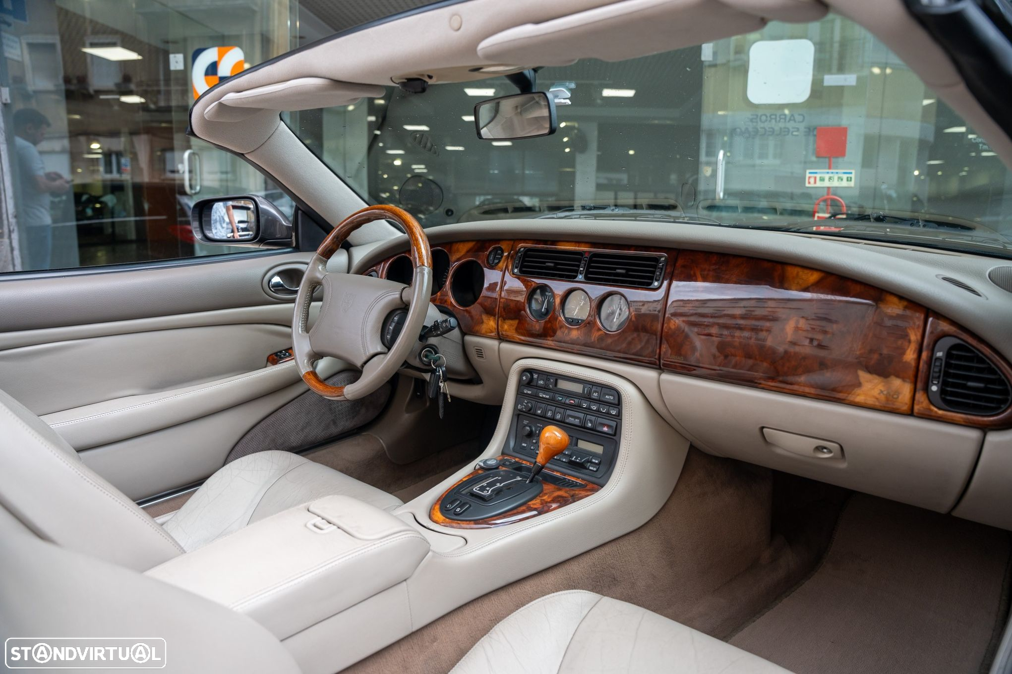 Jaguar XK XK8 4.0 Convertible Pele - 15