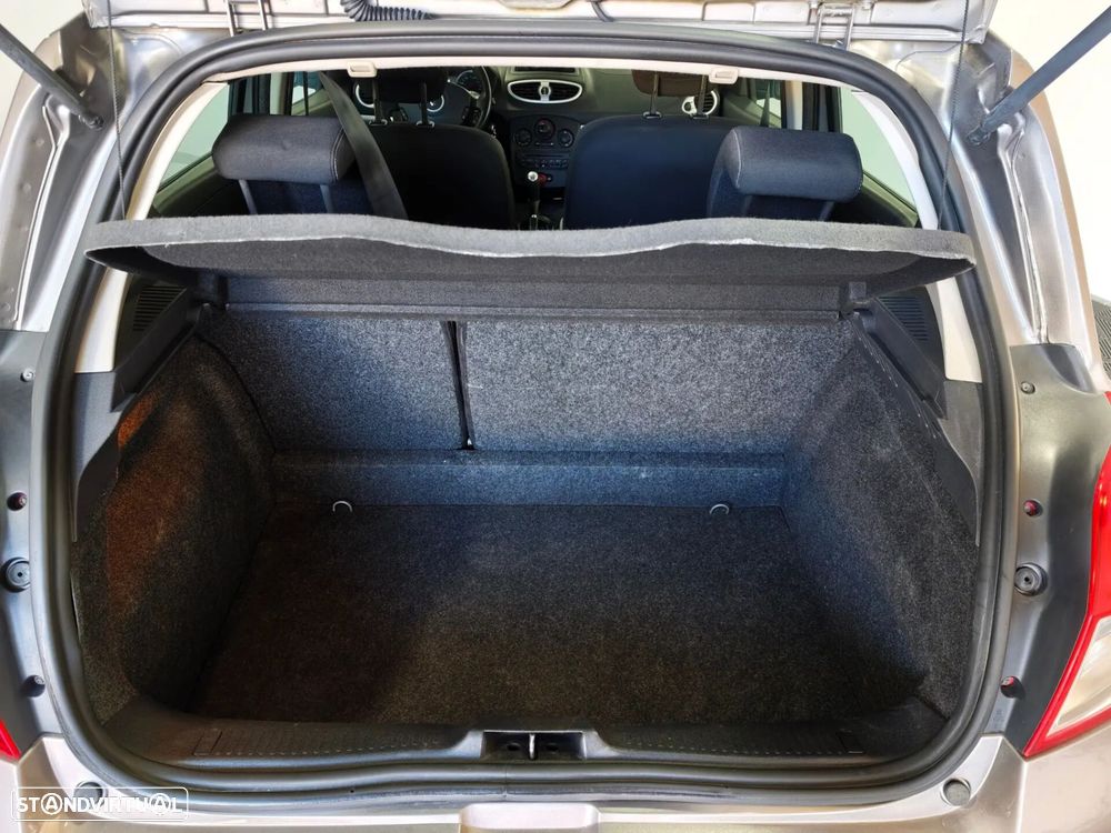 Renault Clio 1.5 dCi Confort 89g - 22