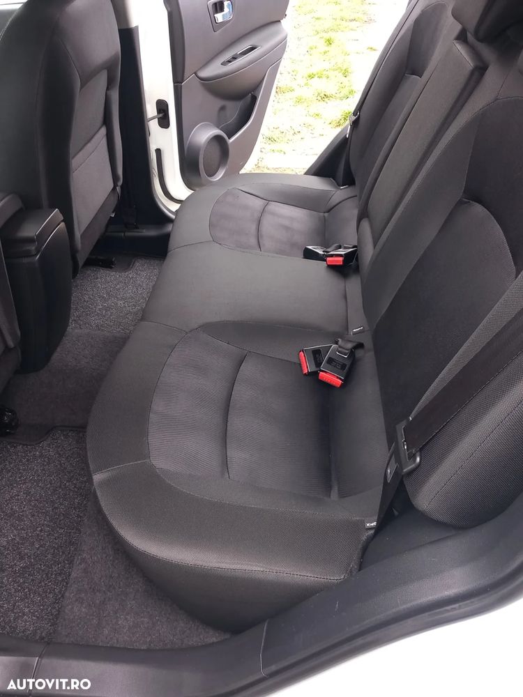 Nissan Qashqai 1.5 DCI N-Connecta - 24