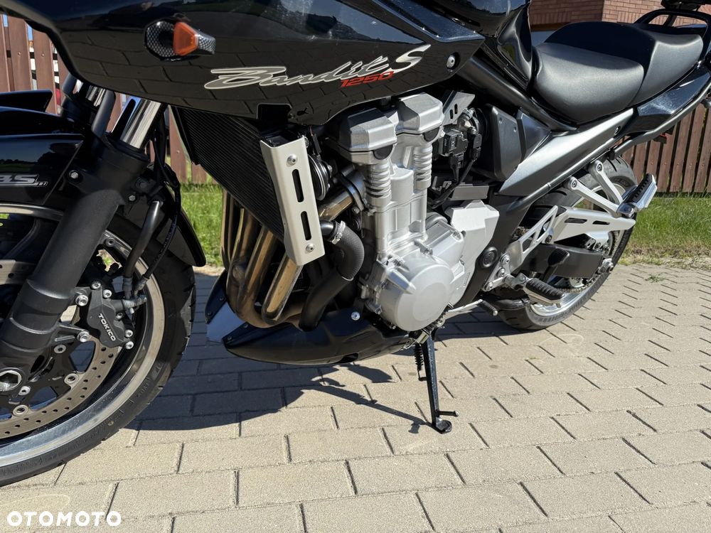 Suzuki Bandit - 11
