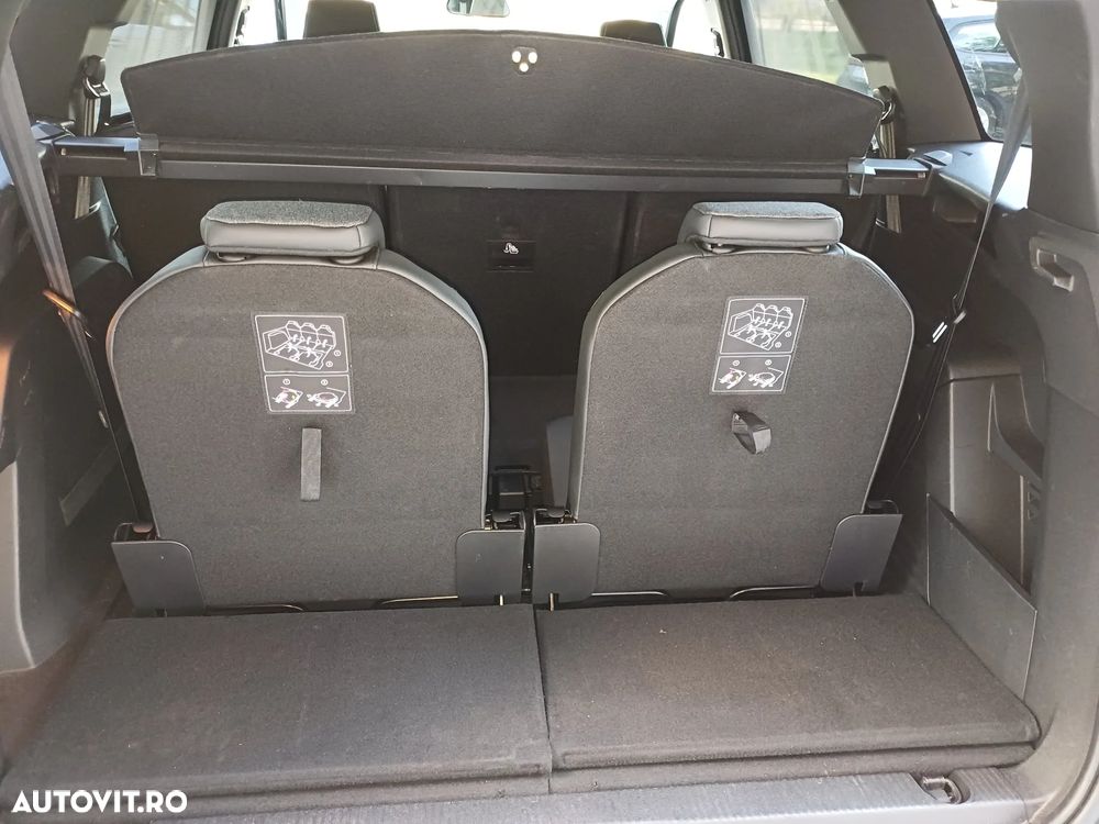 Peugeot 5008 1.2L 136 e-DCS6 MHEV Allure Pack - 26
