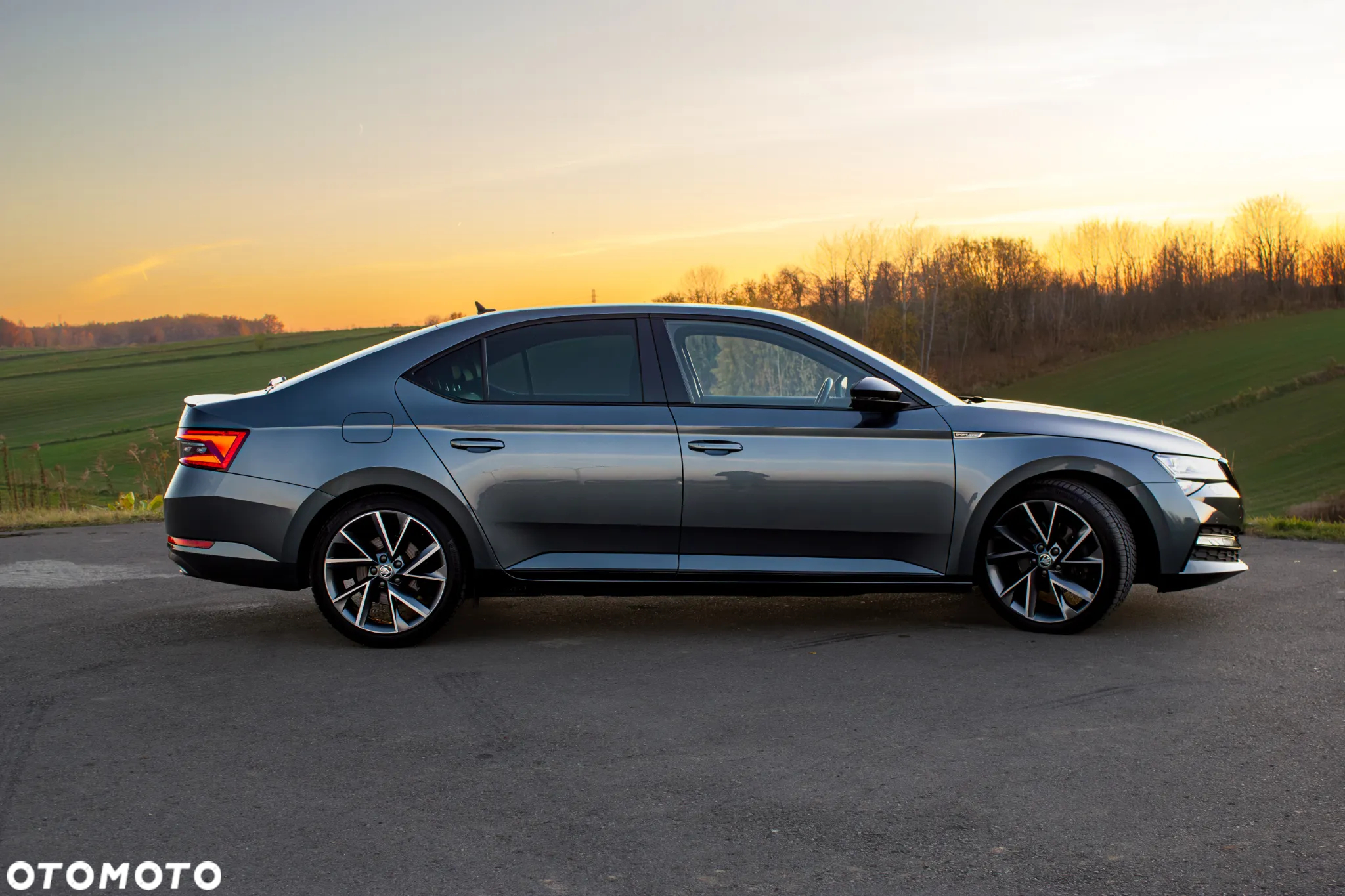 Skoda Superb 2.0 TDI SCR 4x4 Sportline DSG - 15