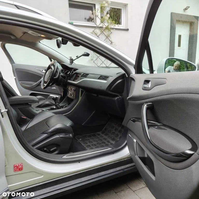 Citroën C5 2.0 HDi Exclusive - 17