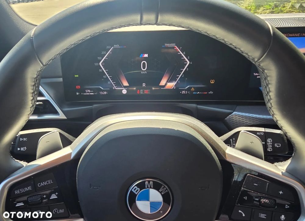 BMW Seria 3 330i xDrive M Sport - 13
