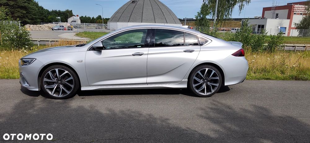 Opel Insignia 2.0 T 4x4 GSi S&S - 5