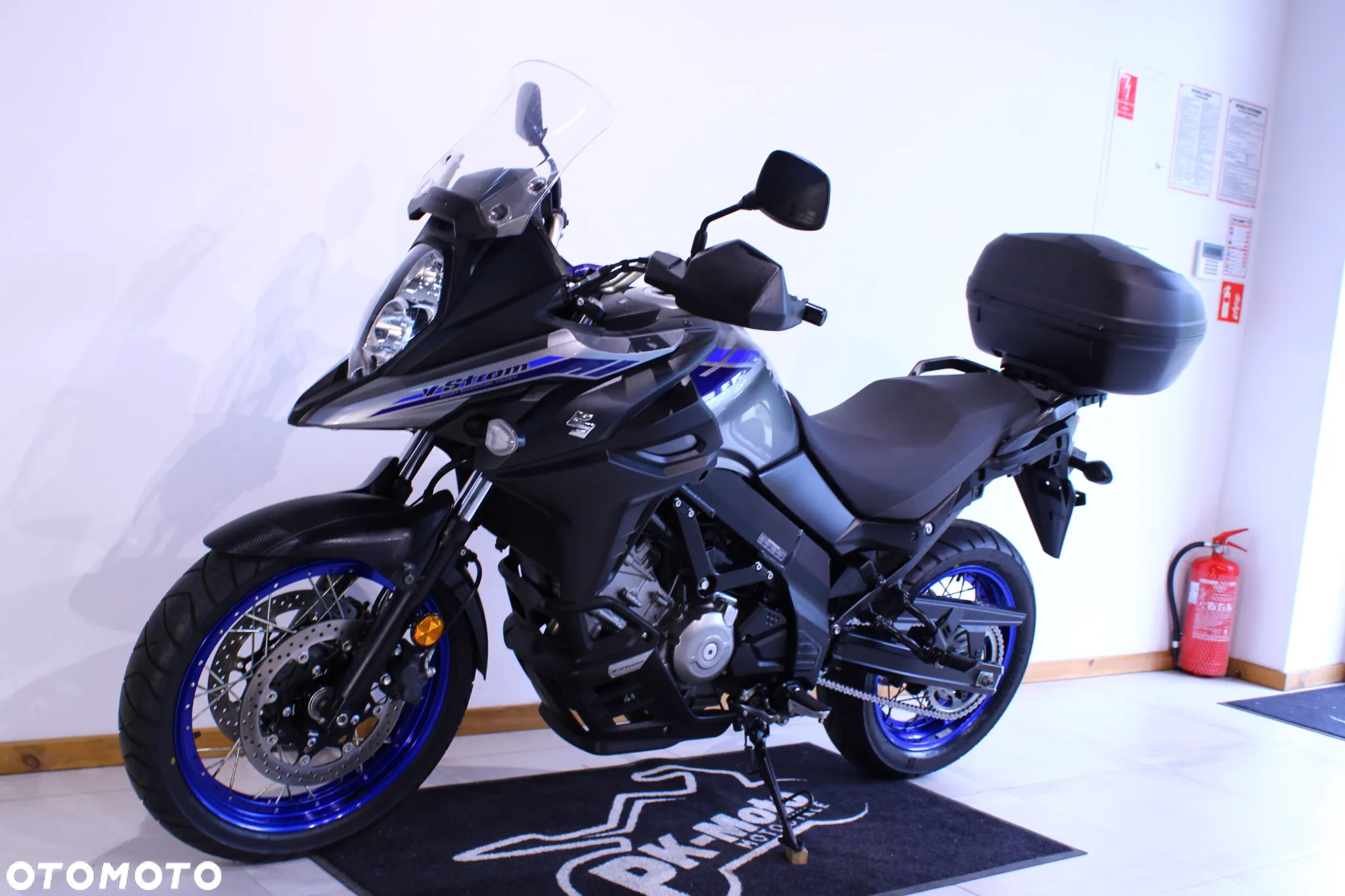 Suzuki DL - 4