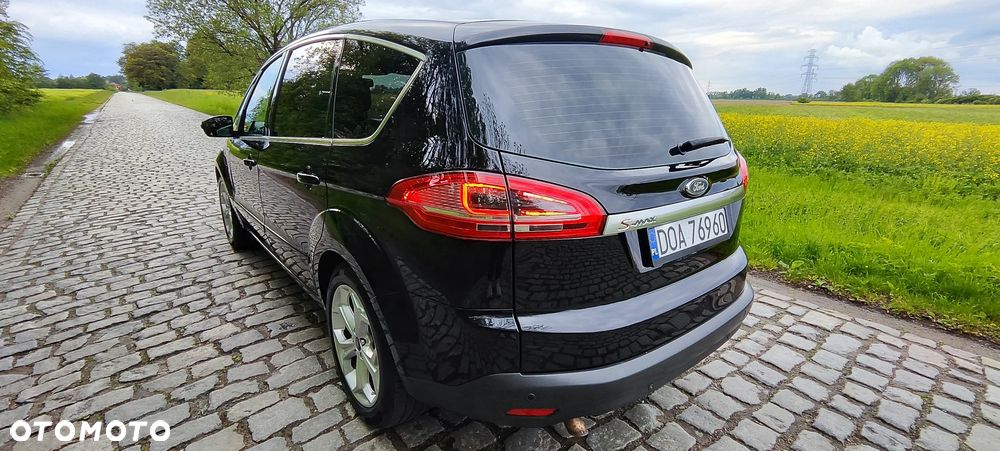 Ford S-Max - 10