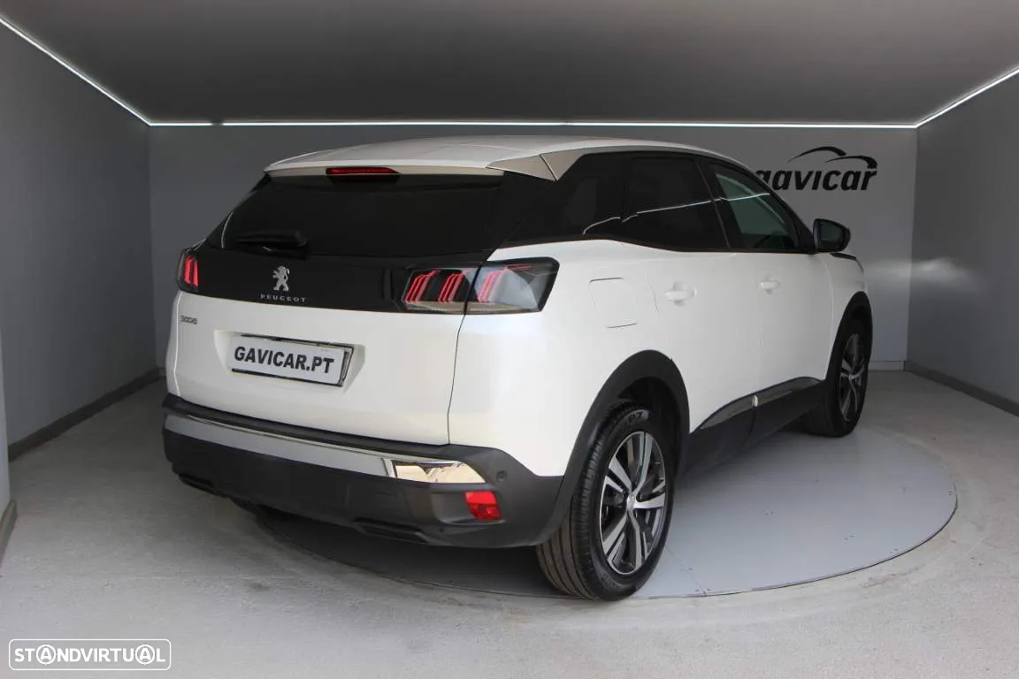 Peugeot 3008 1.5 BlueHDi Allure - 23