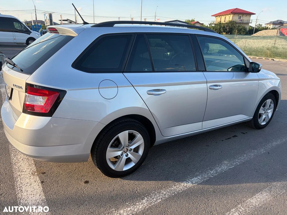 Skoda Fabia 1.0 TSI Ambition - 4